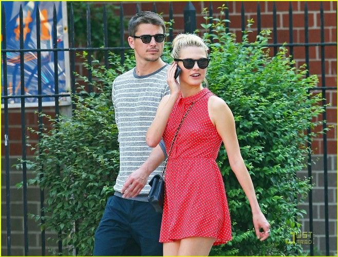 Сладкая парочка в НЙ Photobucket