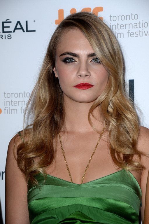 photo CaraDelevingne_06092014_DFSDAW_040_zps3d341455.jpg