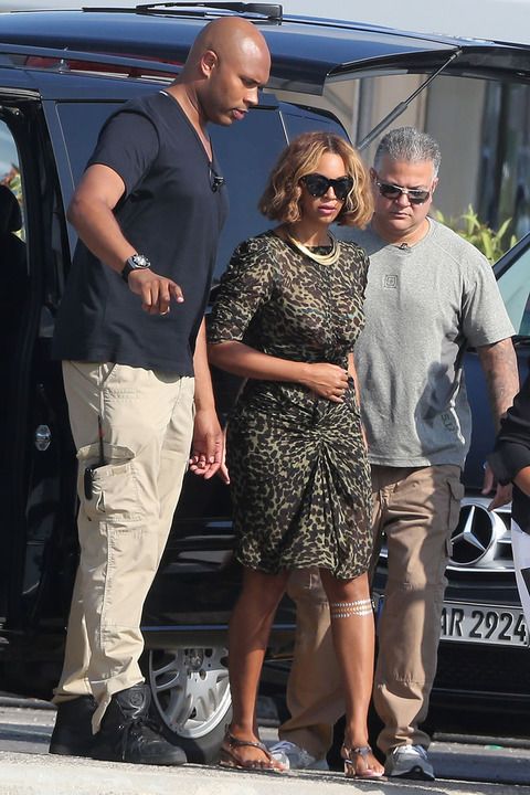  photo gallery_main-Ariana-Grande-Japanese-Tease-087_zps4b8aa822.jpg