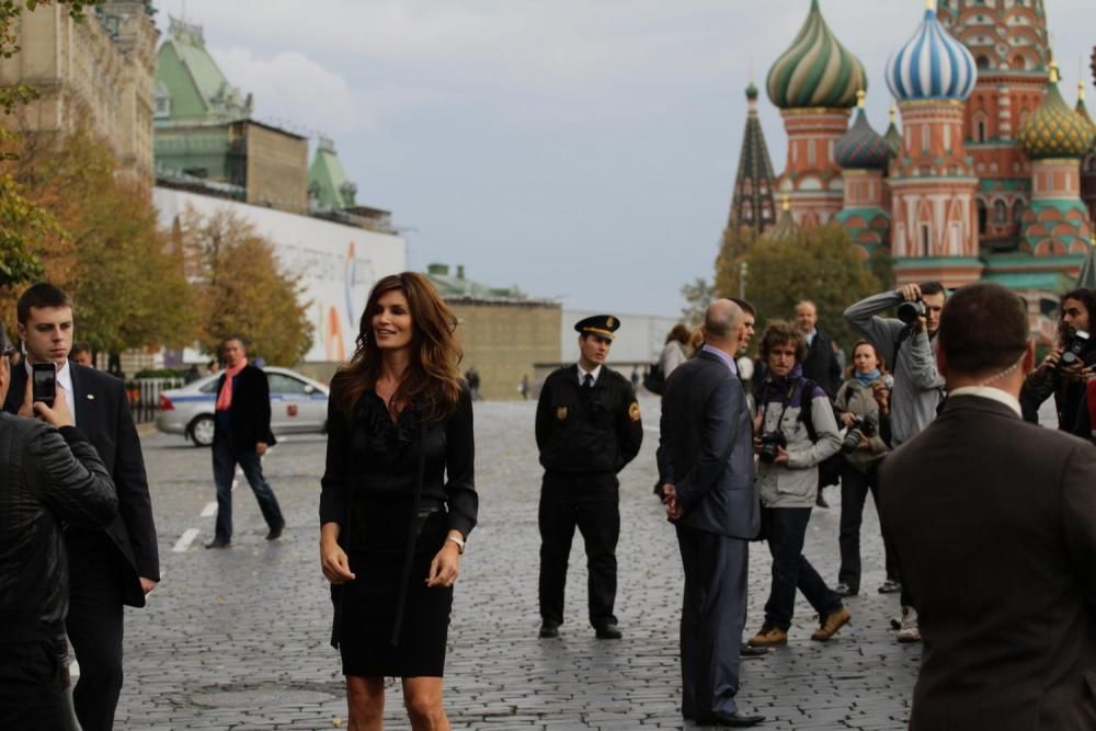 Синди Кроуфорд в Москве Photobucket