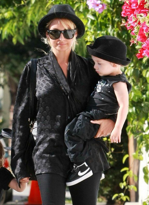 Люди в черном Photobucket