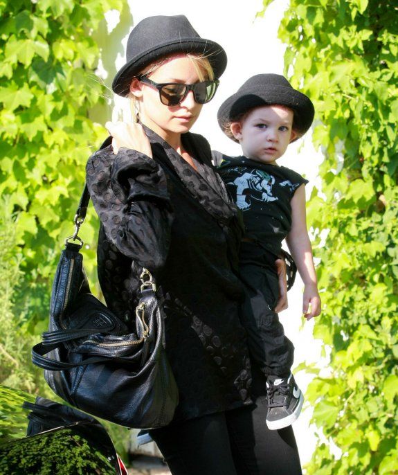 Люди в черном Photobucket