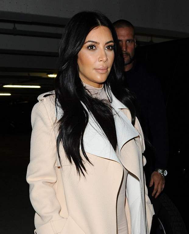  photo Kim_Kardashian_seen_leaving_her_hotel_June_28-2015_2664733_zps2tuuydve.jpg