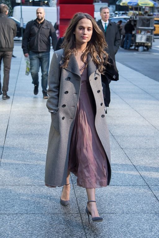  photo Alicia Vikander - Out Midtown NYC - 16122015_010_zpsvzwbslms.jpg
