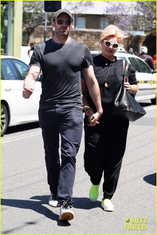  photo hugh-jackman-wife-spend-the-day-together-01_zpsc7jdcgd7.jpg