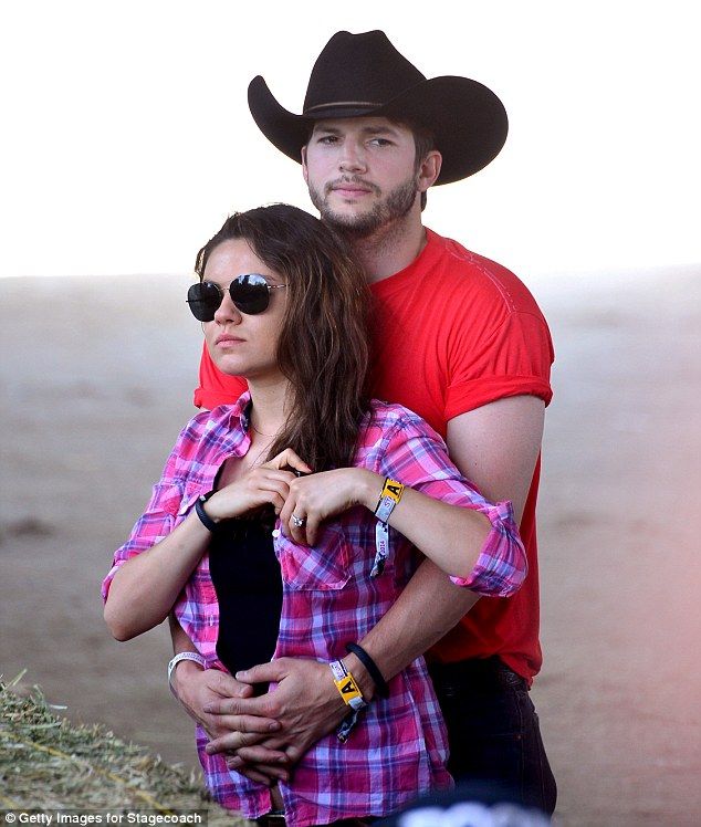  photo article-2613585-1D5C1B7900000578-884_634x748_zpse2cbefb2.jpg