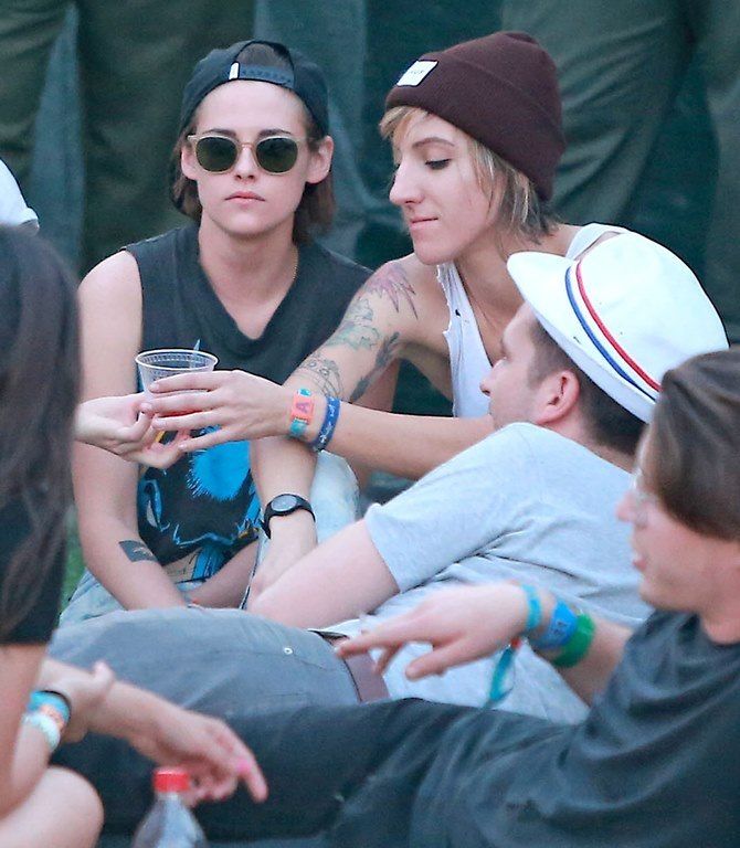 KSTEWARTFANS04191502%2014_zps618fx5jp.jp