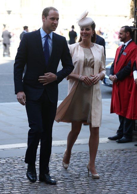 photo KateMiddletonQueenElizabethIIAttendsH-W3_y4F8XYx_zps7238e0d1.jpg