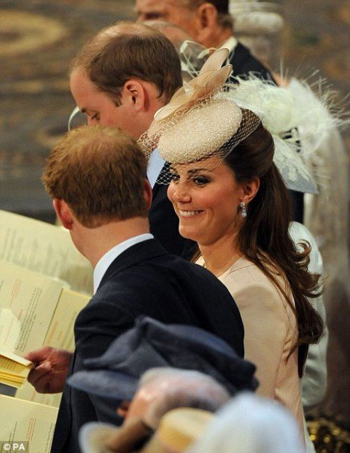 photo article-2335617-1A242446000005DC-0_470x609_zps4fab4a43.jpg