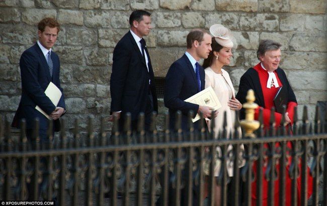 photo article-2335639-1A2428B8000005DC-92_964x610_zps417ddc4b.jpg