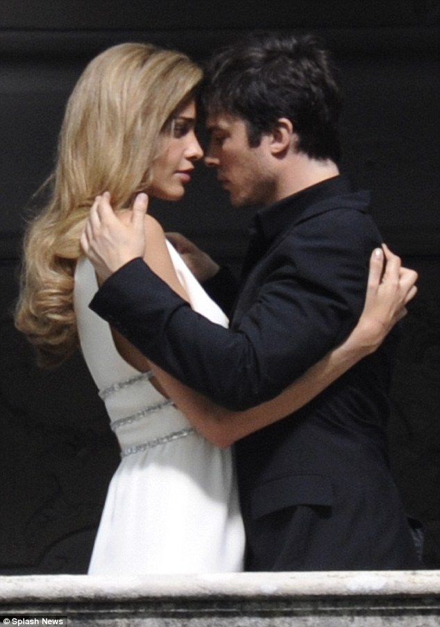 photo article-2355411-1AA6C2A0000005DC-964_634x904_zpsc7a6e765.jpg