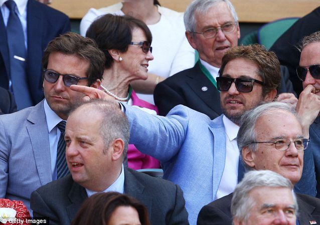  photo article-2357839-1AB38F4B000005DC-763_638x449_zps7ee1d5c2.jpg