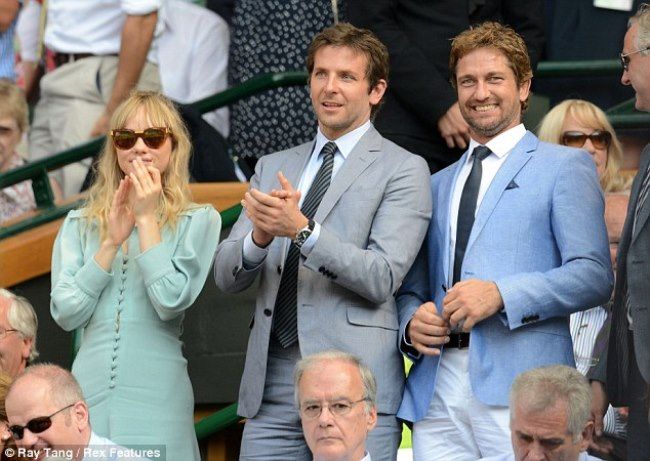  photo article-2357839-1AB4D05B000005DC-116_634x450_zps366556d0.jpg