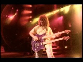 PDVD 007 75 - Van Halen Live: Right here , right now (1993) [DVD9]