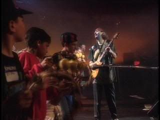 PDVD 012 35 - Santana - Sacred Fire - Live in Mexico (1993) [DVD9]