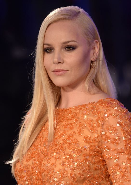 photo AbbieCornish_DFSDAW_018_zpse2606cb4.jpg