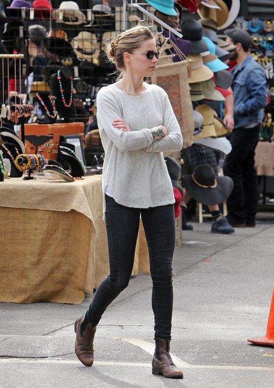 photo Amber_Heard_DFSDAW_007_zpsdb2b7dfa.jpg