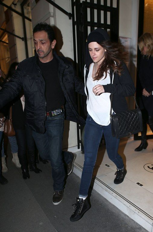 photo Kstewartfans_Chanel__9__zpsd0a5acfb.jpg