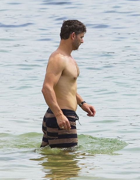 photo gallery_main-ryan-seacrest-drunk-st-barts-033_zpsedc4f82f.jpg