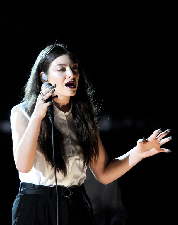 photo lorde-grammy-01_zps83809a98.jpg