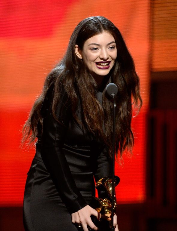 photo lorde-grammy-16_zpsb368ad69.jpg