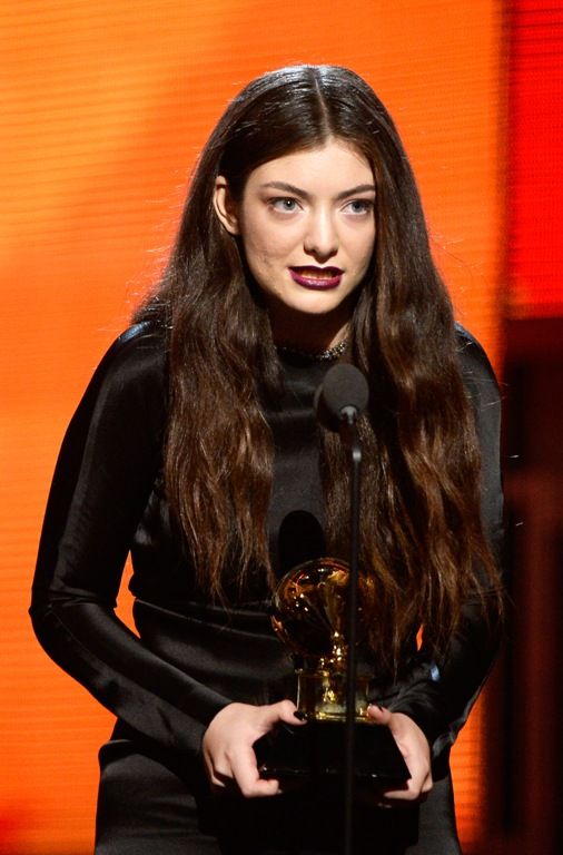 photo lorde-grammy-21_zpsdff7ddb5.jpg