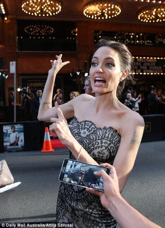 photo 1416217904351_wps_12_Angelina_Jolie_and_Brad_P_zpsa2c4f26e.jpg