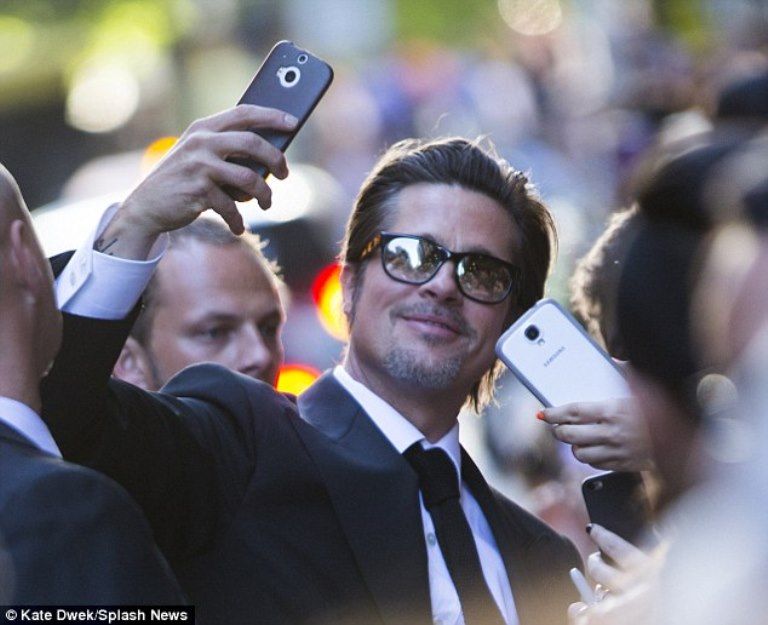 photo 1416260143838_Image_galleryImage_Angelina_Jolie_and_Brad_P_zps7a7496ac.jpg