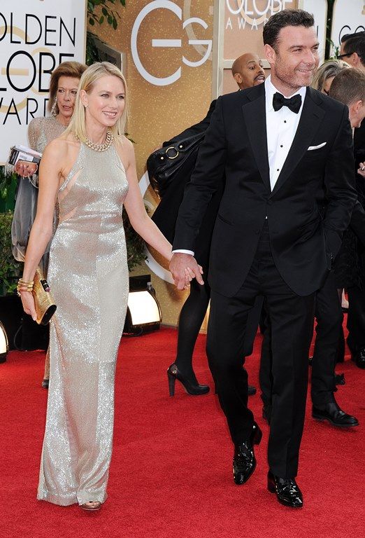 photo NaomiWatts_DFSDAW_003_zps5db6a06e.jpg