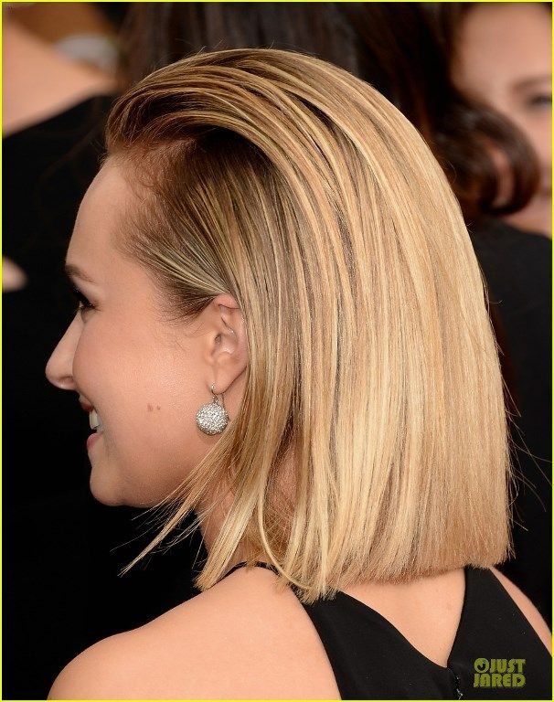 photo hayden-panettiere-golden-globes-2014-red-carpet-10_zpsf7cef7a5.jpg