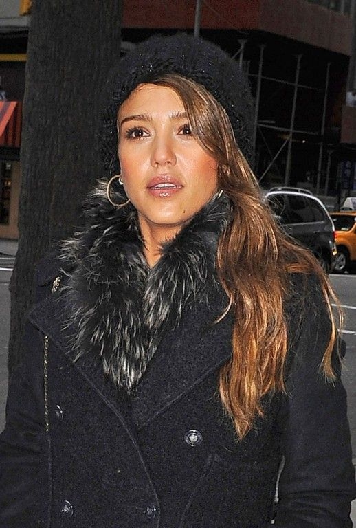photo JessicaAlbaJessicaAlbaStepsOutNYCsdmg-YVcw-Ex_zps2ffda7d1.jpg