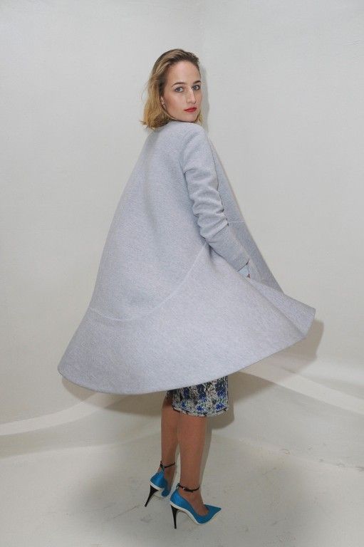 photo LeeleeSobieskiChristianDiorFrontRowParis7H4OtgDY1EXx_zps8f8723d2.jpg