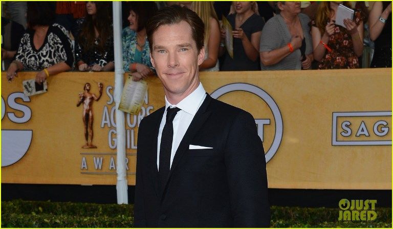 photo benedict-cumberbatch-sag-awards-2014-red-carpet-04_zps1888ff34.jpg