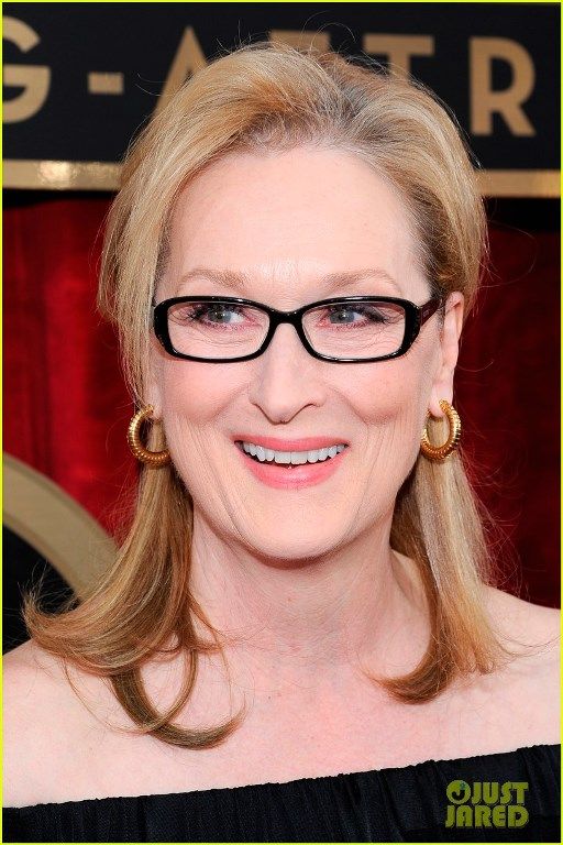 photo meryl-streep-sag-awards-2014-red-carpet-03_zps1b72fb4b.jpg