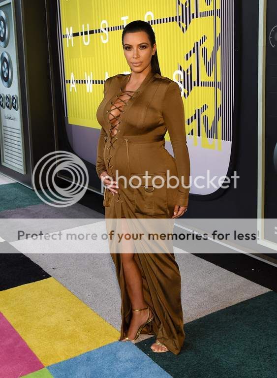  photo Kim Kardashian attends the 2015 MTV Video Music Awards August 30-2015 2029_zpsu2hfzda0.jpg