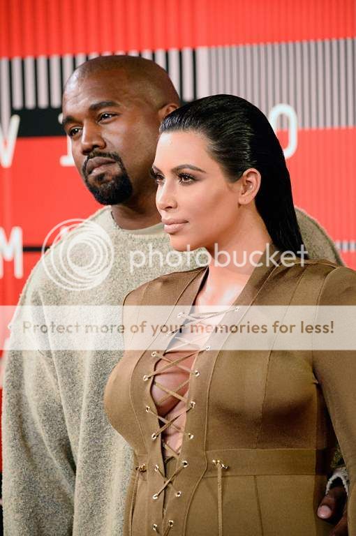  photo Kim Kardashian attends the 2015 MTV Video Music Awards August 30-2015 2041_zpsqbqqdwu4.jpg