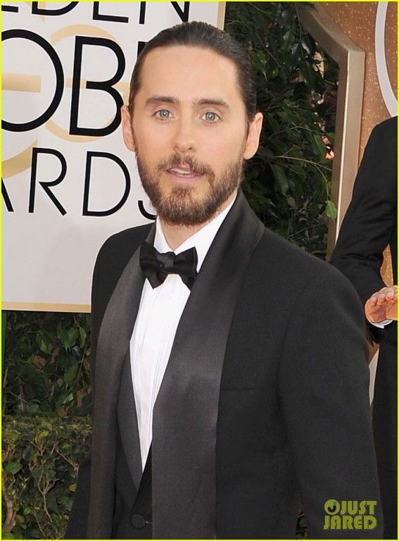 photo jared-leto-wins-best-supporting-actor-at-golden-globes-2014-02_zps73111b72.jpg