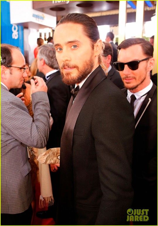 photo jared-leto-wins-best-supporting-actor-at-golden-globes-2014-04_zpse1150f5f.jpg