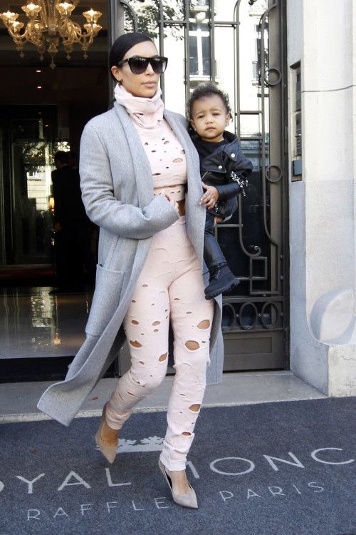 photo 127010PCN_Kardashian09-500x750_zps9abd2072.jpg